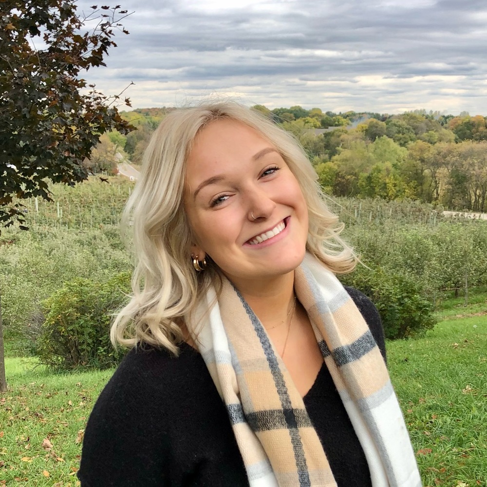 Meet your Posher, Madi